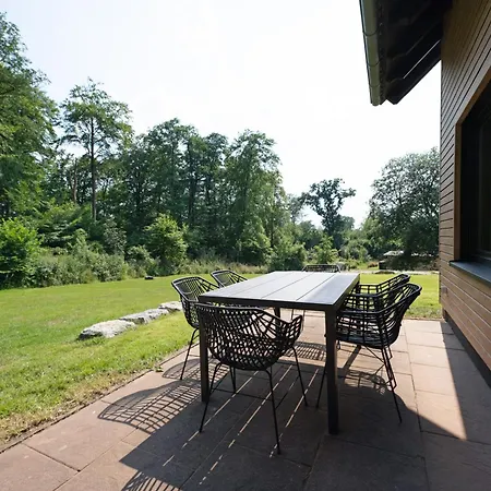 Design-apartment Mit Garten Apartment