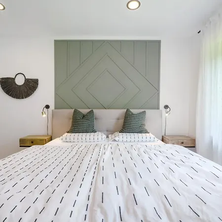 Design-apartment Mit Garten